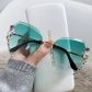 Diamond-studded sunglasses for women, new cross-border models, large face slimming, UV protection, crystal-cut frameless sunglasses